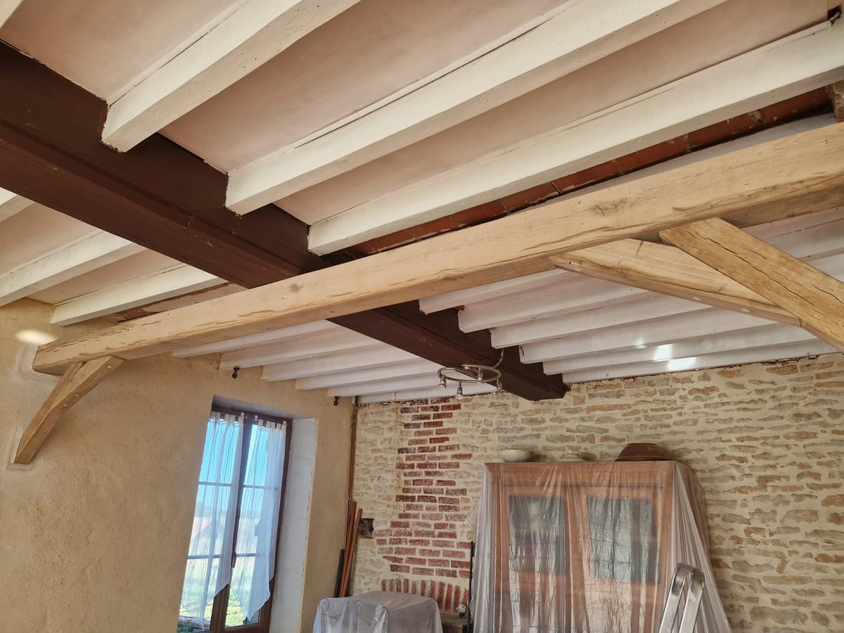 Installation d'une porteuse en sous-œuvre - EL Charpente